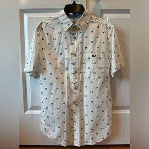 Men’s small vineyard vines x target button down shirt